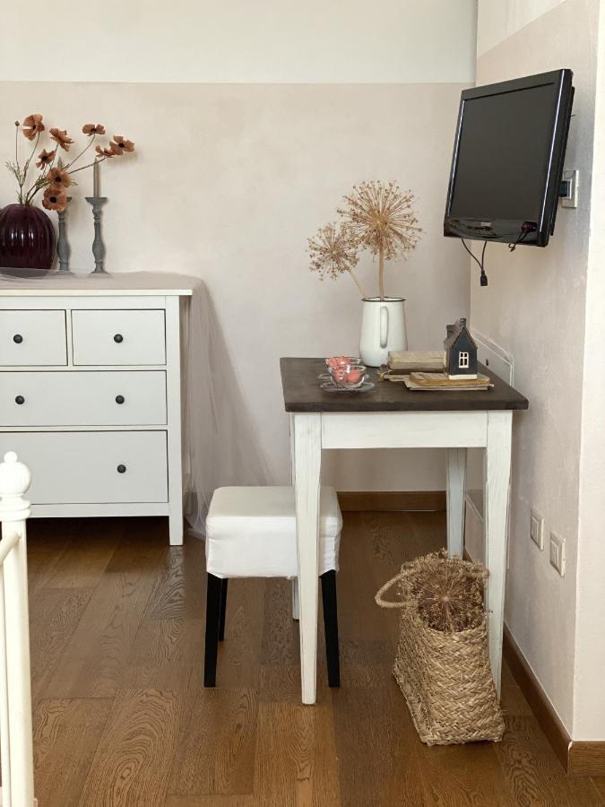 B&B Melloni Street Dolo Buitenkant foto